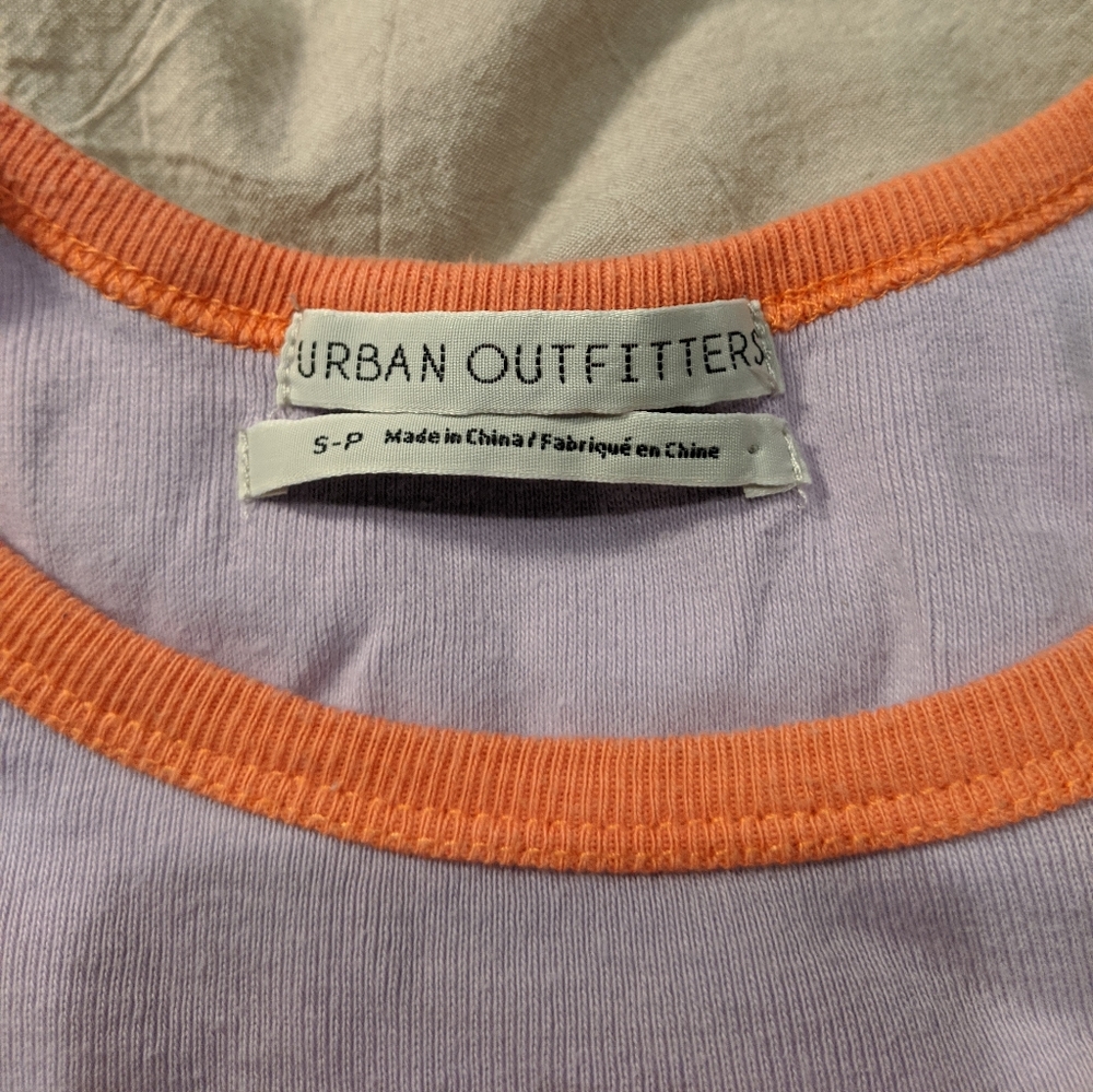 Urban crop top